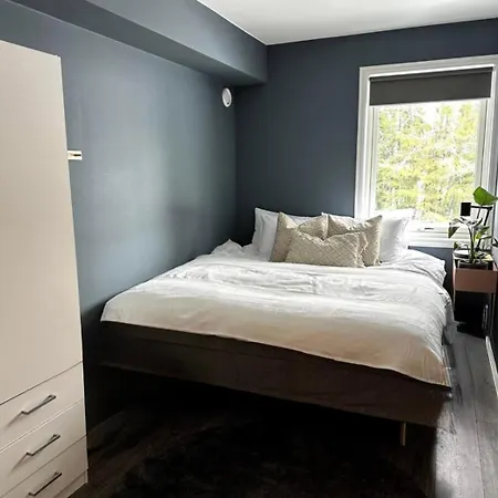 Appartement Near Gardermoen And Downtown With Parking And View Over The Creek In The Garden Algrem