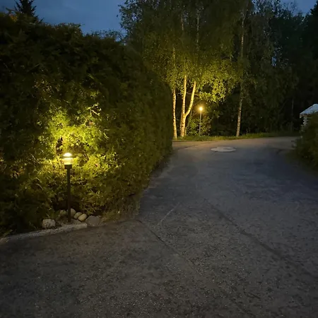 Appartement Near Gardermoen And Downtown With Parking And View Over The Creek In The Garden Algrem